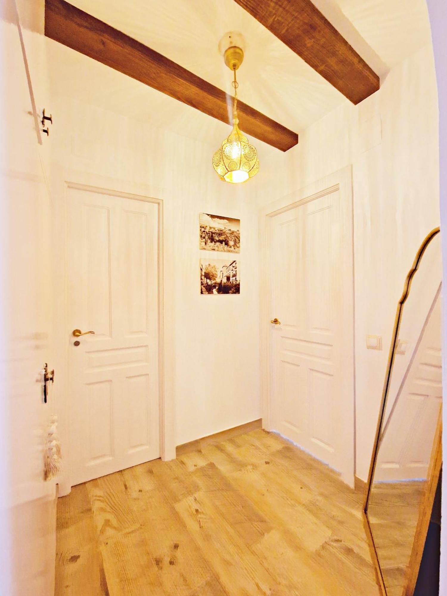 Tuguest Nazari Caldereria Apartments - Free Parking Гранада Экстерьер фото